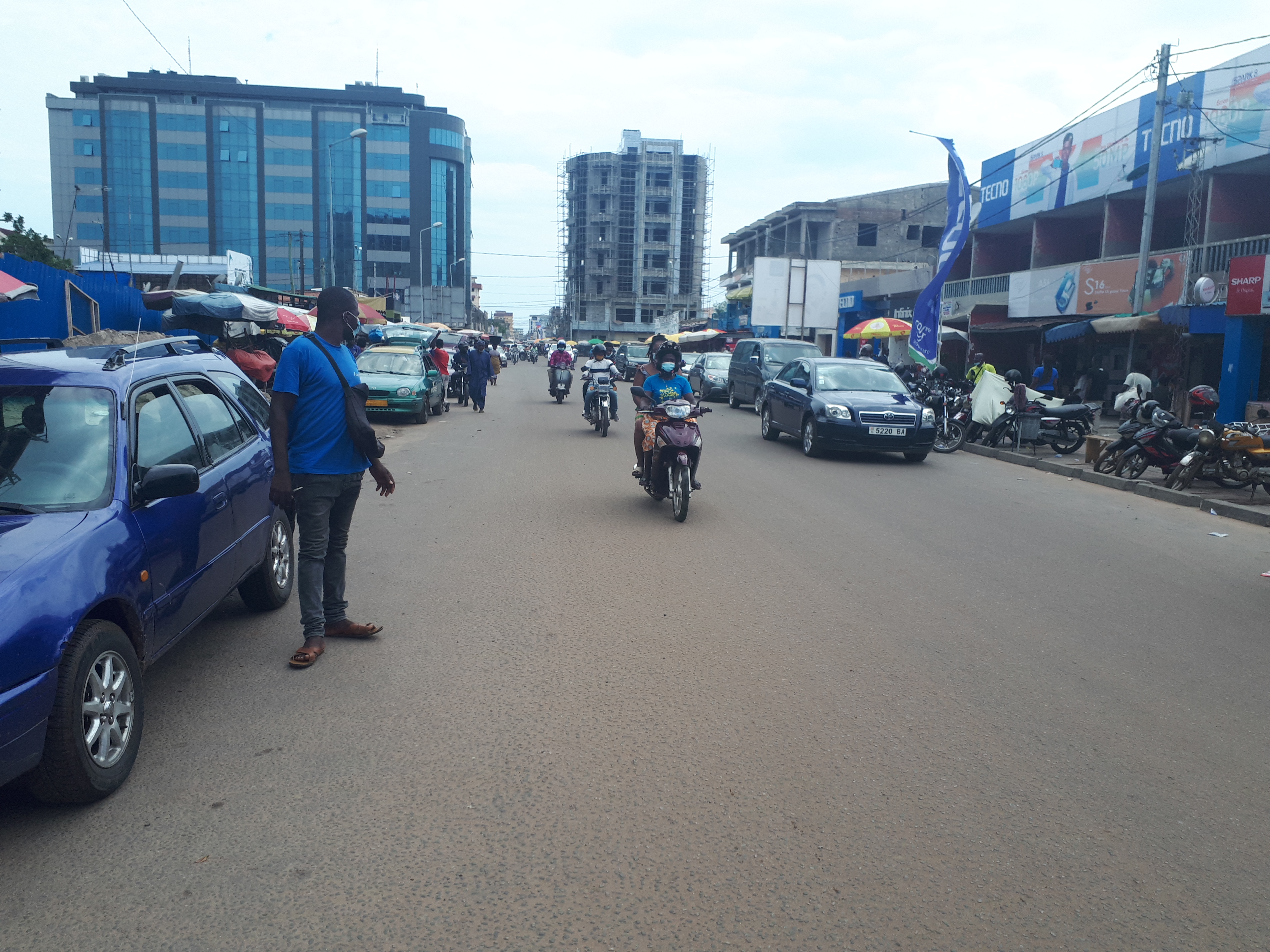 Etude des points d’arrêts bus, taxis-villes et 2 et 3 roues sur le Grand Lomé
