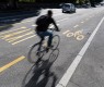 Cycling Networks and Services